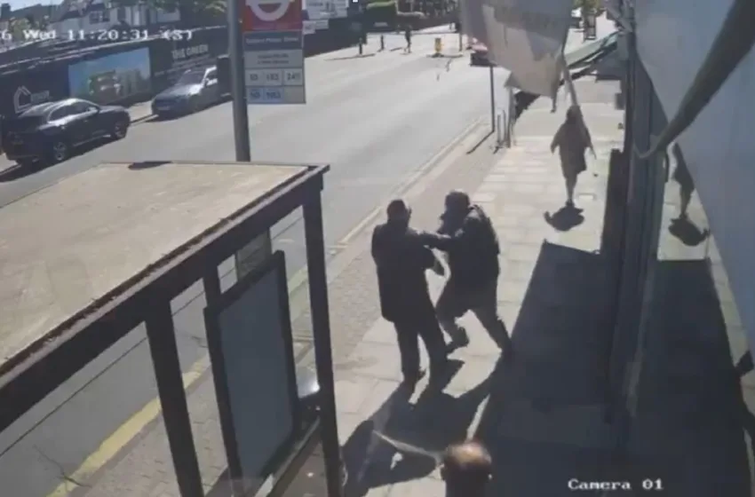  Λονδίνο: Σοκαριστικό βίντεο από την επίθεση με μαχαίρι σε εβραϊκή συνοικία 