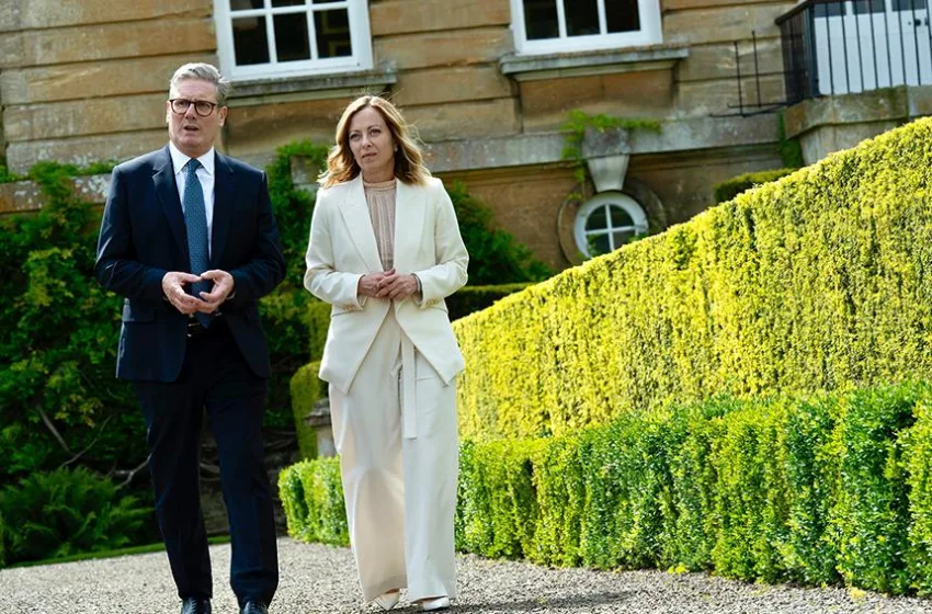  Τηλεφωνική επικοινωνία Μελόνι-Στάρμερ για τα Στενά του Ορμούζ