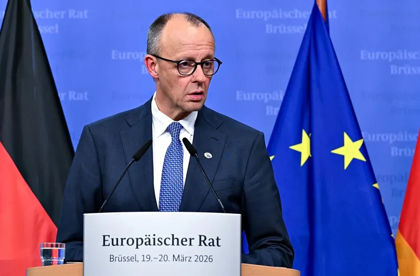  Politico: Γι’ αυτούς τους λόγους επιτίθεται ο Μερτς σε Τραμπ και Βρυξέλλες