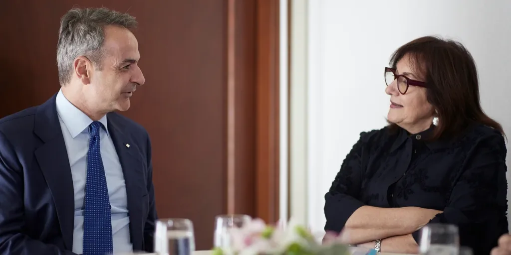 mitsotakis evropaia epitropos mesogeios