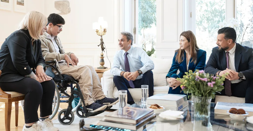 mitsotakis synantisi panagiotis eidiko sxoelio