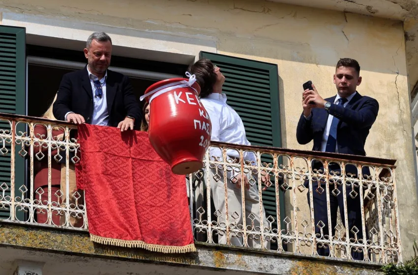  Κέρκυρα: Τραυματίστηκε γυναίκα από κανάτι που έπεσε στο κεφάλι της