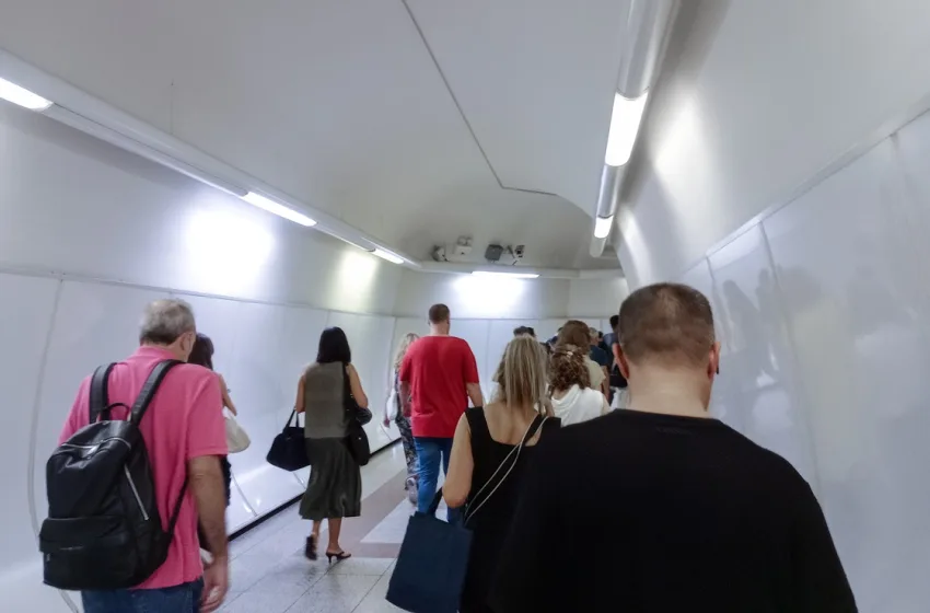  Έρευνα libre: Συγκατοίκηση στα… 40-Σιωπηλή κοινωνική μετατόπιση με μια βασική αιτία