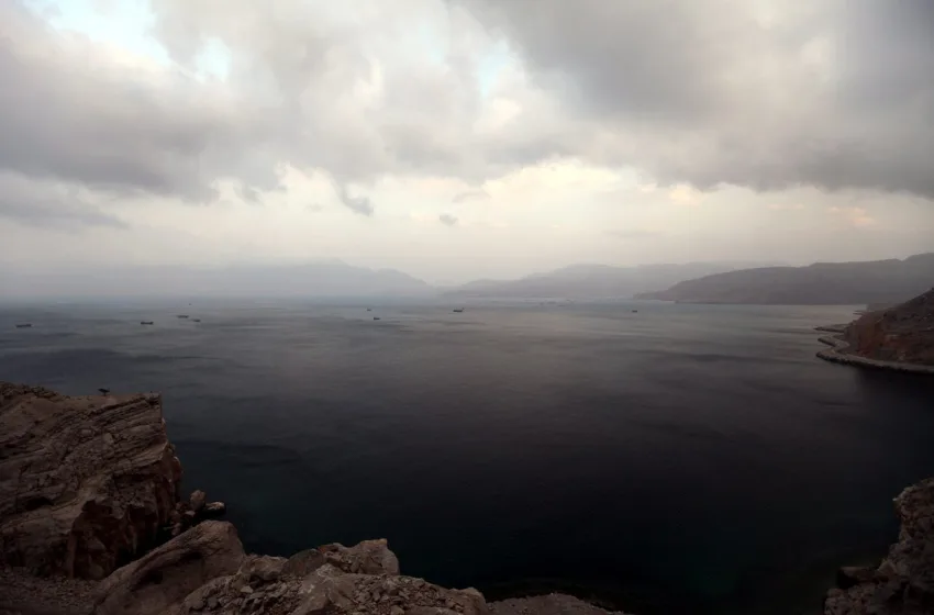  Κλειστά τα Στενά του Ορμούζ-Ιράν: Παρά την πρόοδο, υπάρχει μεγάλη απόσταση με ΗΠΑ στις συνομιλίες