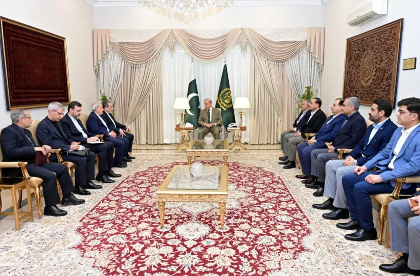  ΗΠΑ-Ιράν: Αδιάκοπο διπλωματικό θρίλερ-Επιστρέφει ο Αραγτσί στο Ισλαμαμπάντ-“Κατέθεσαν καλύτερο κείμενο” λέει ο Τραμπ