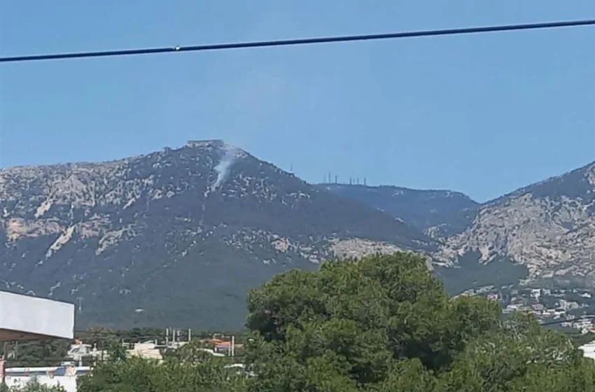  Συναγερμός για φωτιά στην Πάρνηθα-Διακοπή κυκλοφορίας από το ύψος του τελεφερίκ