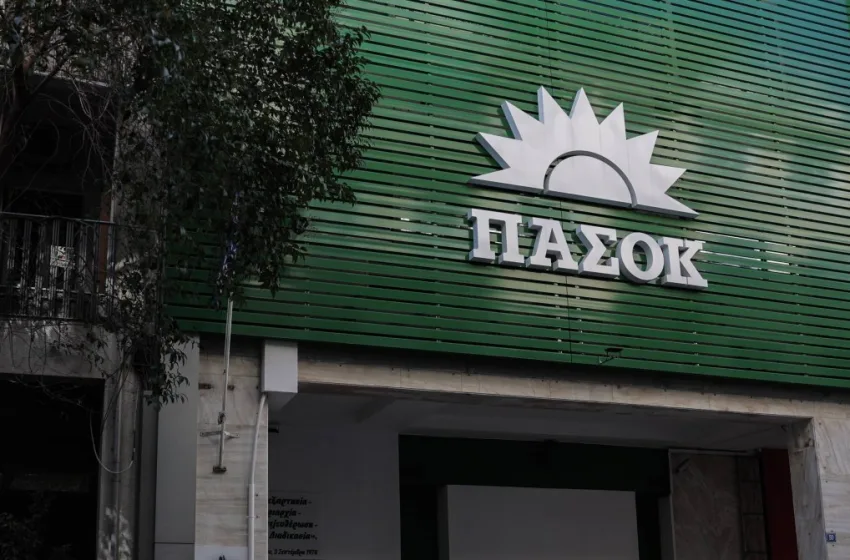  ΠΑΣΟΚ κατά Μητσοτάκη για Λαζαρίδη: Πόσο ακόμα θα διατηρεί το προσωπικό του ρουσφέτι;