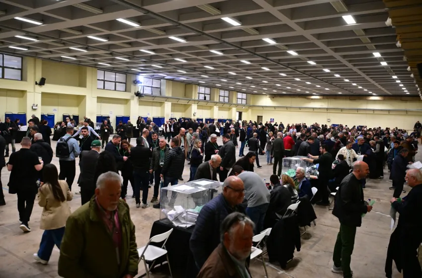  Παρασκήνιο: Οι επικρατέστεροι για τη θέση του γραμματέα στο ΠΑΣΟΚ και η σκιώδης κυβέρνηση Ανδρουλάκη