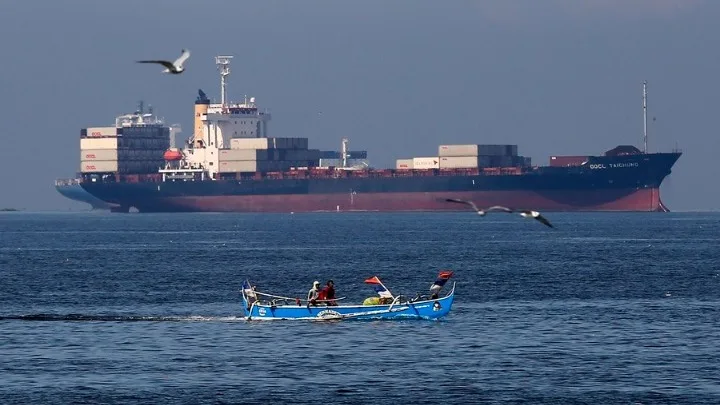  Σομαλία: Πειρατές έκαναν ρεσάλτο σε φορτηγό πλοίο – Το οδηγούν στην ακτή