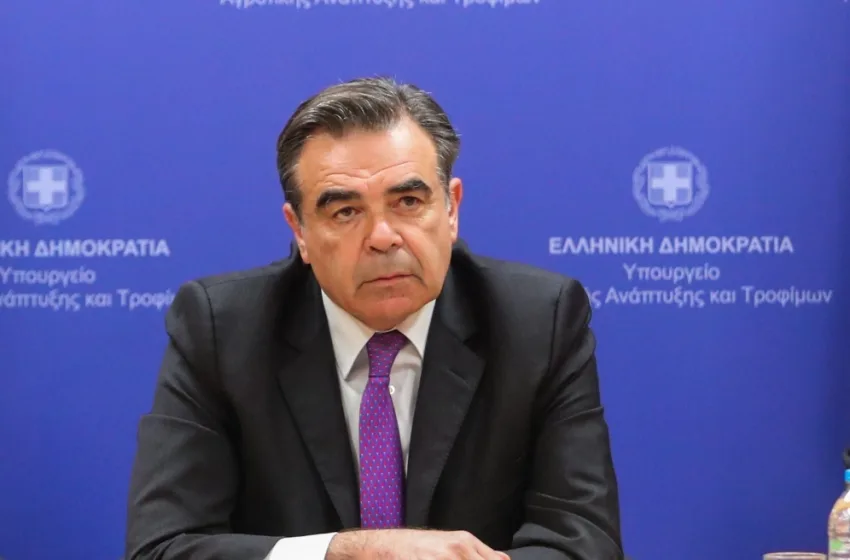  Σχοινάς: Θετική εξέλιξη το άνοιγμα του λιμανιού της Λέσβου-Οι κραυγές δεν είναι λύση