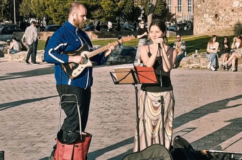  Θεσσαλονίκη: Έριξαν πρόστιμο 300 ευρώ σε μουσικούς του δρόμου-Τι λέει ο δήμος