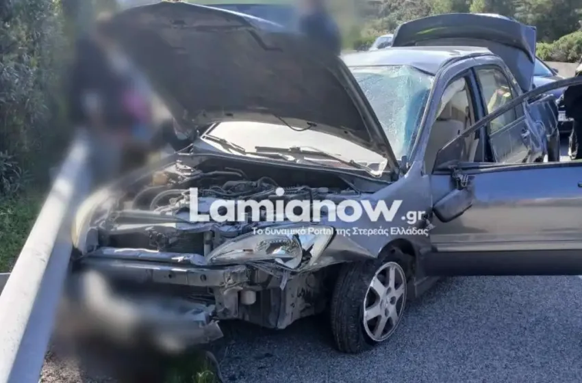  Λαμία: Σοκαριστικό τροχαίο στην Εθνική Οδό-Σώθηκαν από θαύμα μητέρα και γιος