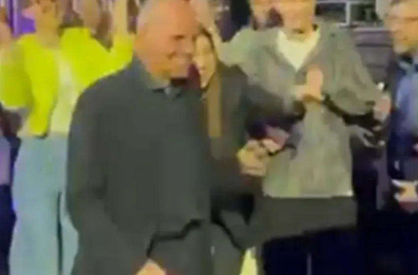  Βαρουφάκης: Χορεύει στη Μόσχα techno τραγούδι με το όνομά του 