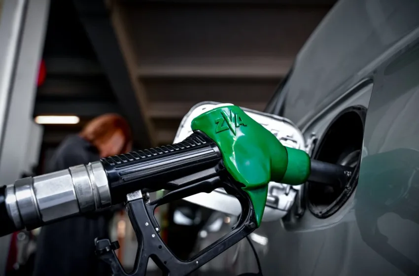  Fuel Pass: Ξεπέρασαν το 1 εκ. οι αιτήσεις-Τι δείχνουν τα στοιχεία του υπ.Οικονομικών