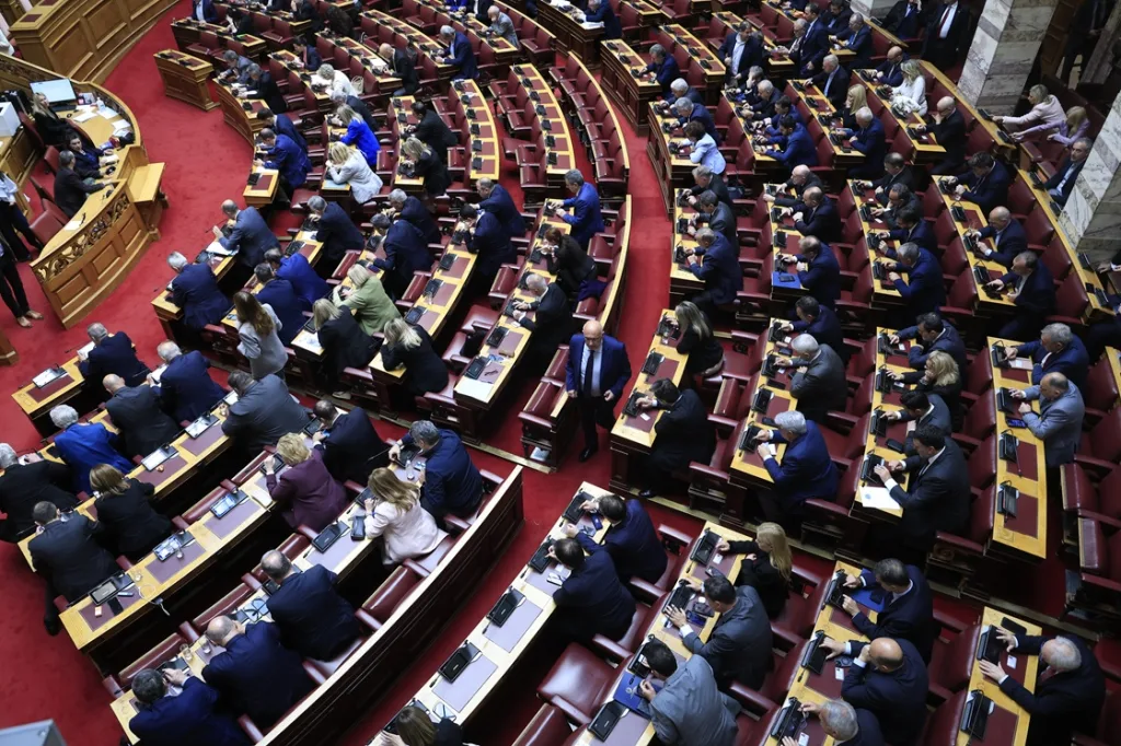 vouli arseis asylias