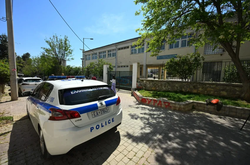  Χαϊδάρι: Στο χειρουργείο με διάχυτο εγκεφαλικό οίδημα η 13χρονη- Συγκλονίζει μαρτυρία καθηγήτριας- Πώς συνέβη (vid)