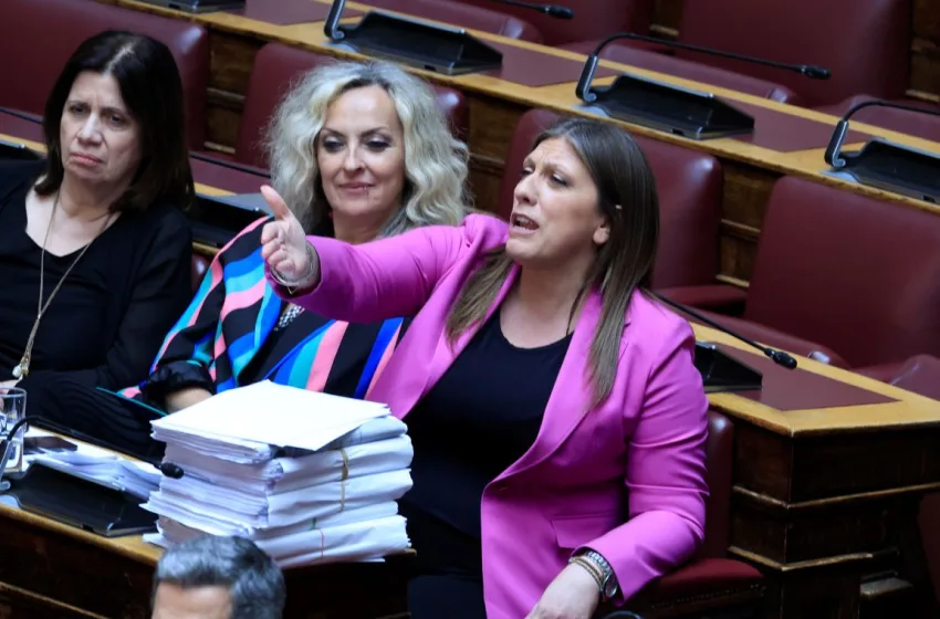  Κωνσταντοπούλου σε Καραμανλή: Το πολύ-πολύ του Southeastern του Λαζαρίδη να είσαι