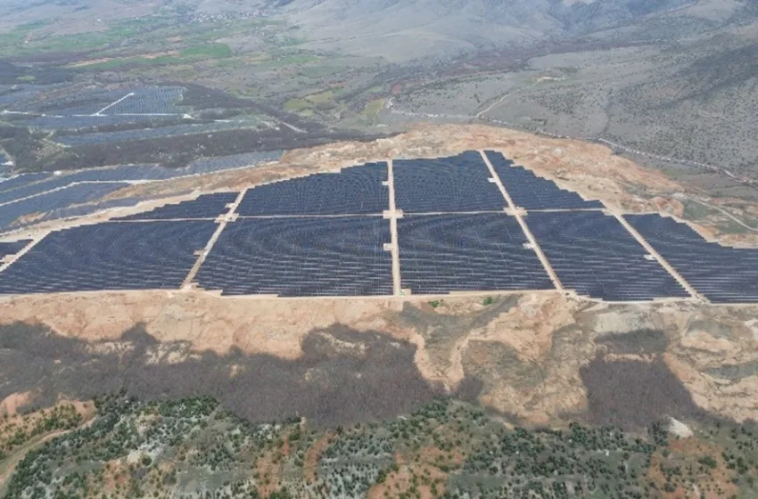  Όμιλος ΔΕΗ: Ολοκληρώθηκε η κατασκευή των φωτοβολταϊκών ισχύος 2,13 GWστη Δυτική Μακεδονία – Με ταχείς ρυθμούς η εγκατάσταση μονάδων αποθήκευσης