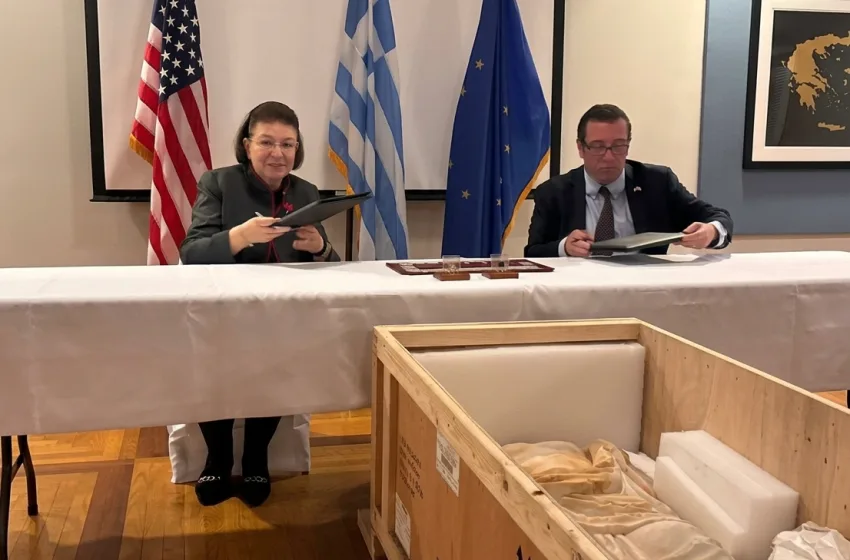  Στην Ουάσινγκτον η Λίνα Μενδώνη – Συνάντηση εργασίας στο State Department για τον επαναπατρισμό αρχαιοτήτων