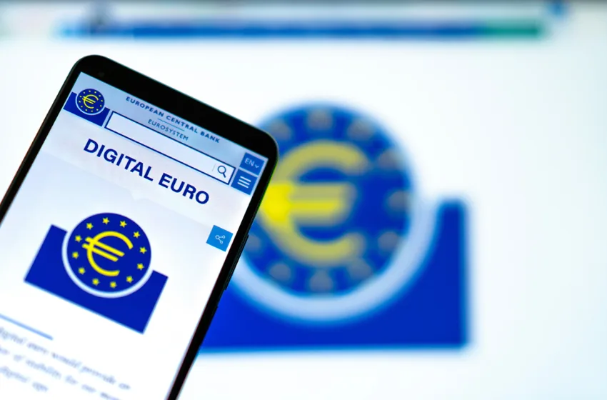  Ψηφιακό ευρώ: Πότε τίθεται σε πιλοτική κυκλοφορία, τι αλλάζει στις συναλλαγές