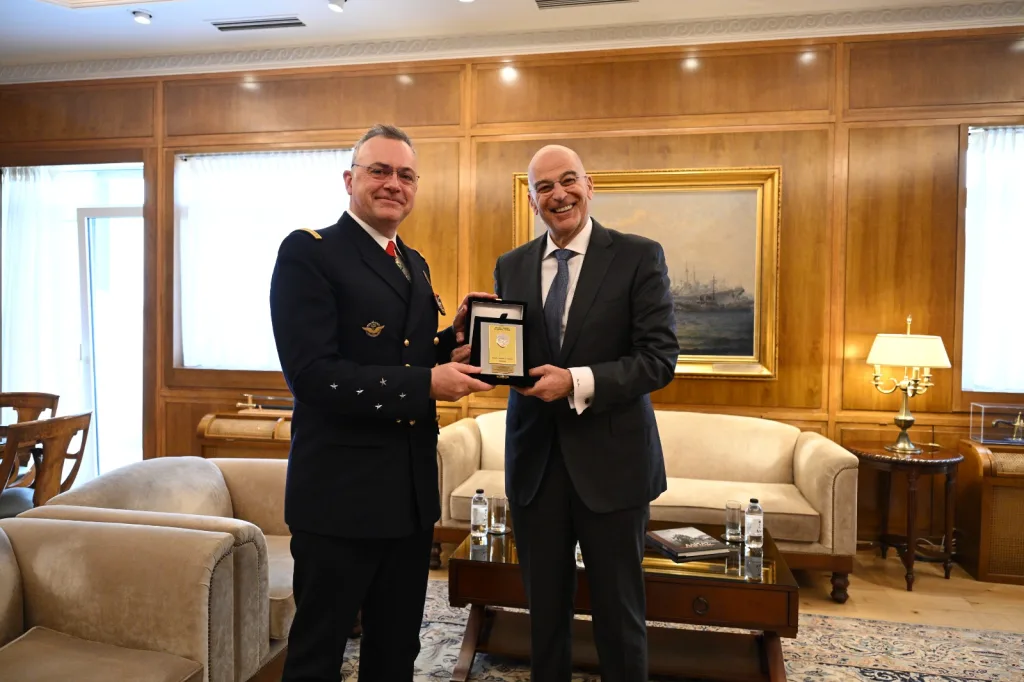 ΦΩΤΟ ΥΠ.ΕΘΝΙΚΗΣΑΜΥΝΑΣ