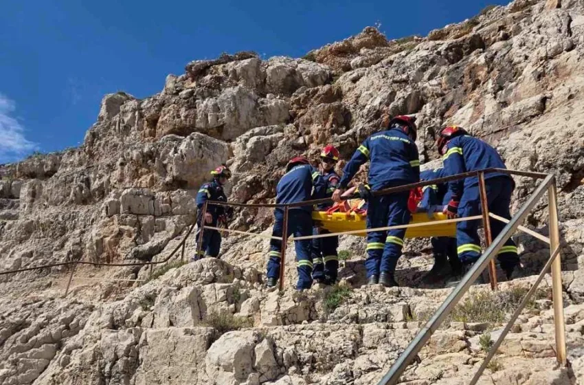  Καρέ καρέ η επιχείρηση διάσωσης 49χρονης τουρίστριας στη Ζάκυνθο