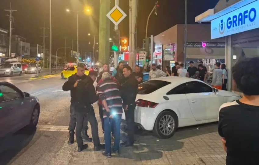  Αυτοκίνητο παράσυρε 13χρονη στη λεωφόρο Μαραθώνος στο Πικέρμι
