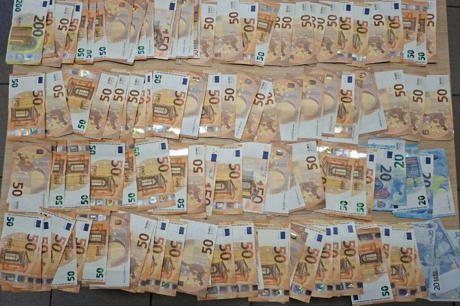 280000euros bcf7e0