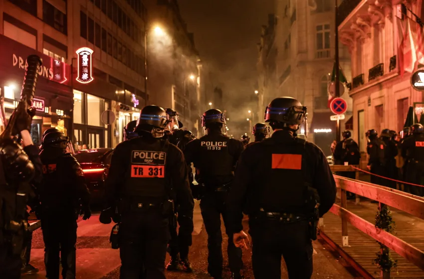  Παρίσι: Σχεδόν 130 συλλήψεις από επεισόδια μετά την πρόκριση στον τελικό του Champions League (vid)