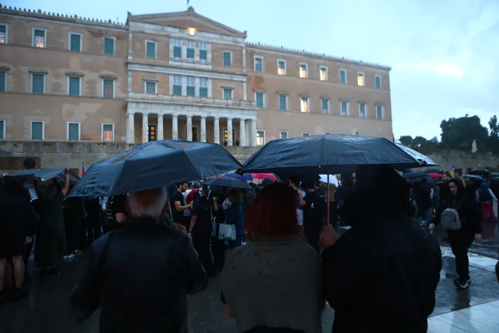 Ξαφνική καταιγίδα στο κέντρο της Αθήνας (εικόνες) 16 5192725