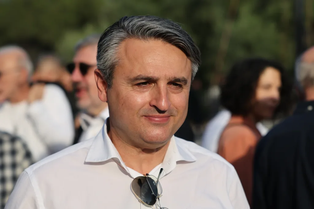 Όλα έτοιμα για το κόμμα Τσίπρα- Πρώτες εικόνες από το Θησείο 27 5201682