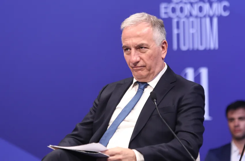  Καλαφάτης: Παράγουμε το 50% των ογκολογικών φαρμάκων της Ευρώπης