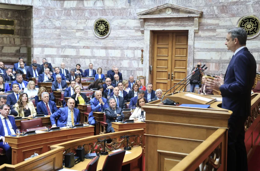  Μητσοτάκης στην ΚΟ: Διαψεύθηκαν όσοι περίμεναν ότι θα τσακωθούμε