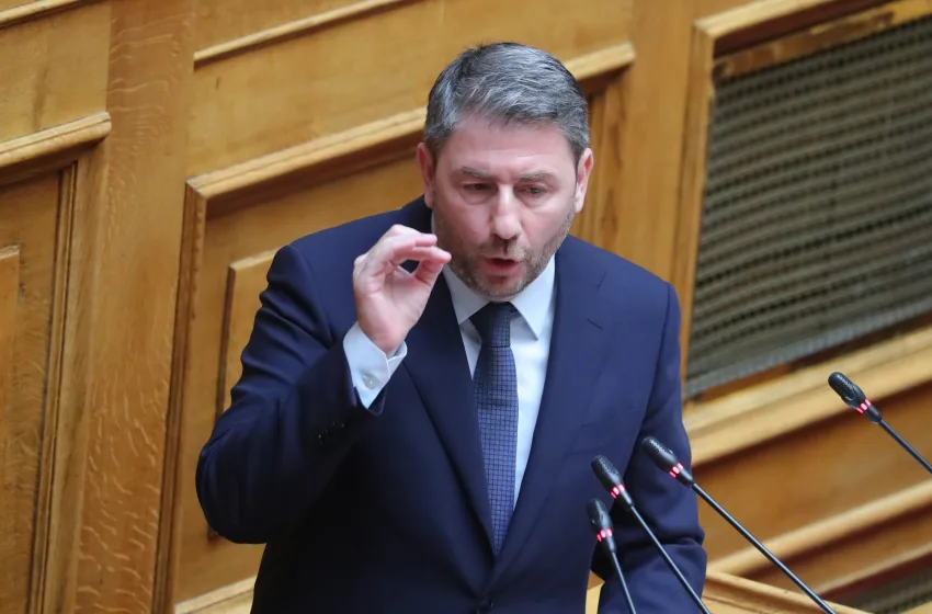  Σφοδρή επίθεση Ανδρουλάκη στην κυβέρνηση: Γαλάζια συμμορία καταστήλεψε τον ΟΠΕΚΕΠΕ