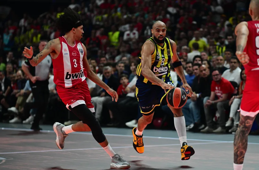  Σκληρή επίθεση Φενέρ κατά EuroLeague: 5.000 Ολυμπιακοί μπήκαν χωρίς εισιτήριο, ντροπή