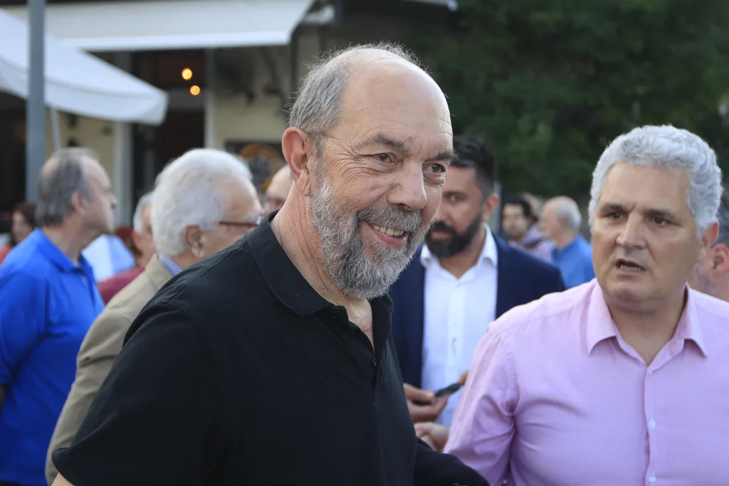 Όλα έτοιμα για το κόμμα Τσίπρα- Πρώτες εικόνες από το Θησείο 30 6984163