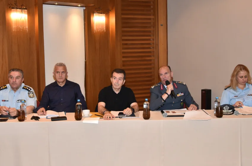  Χρυσοχοΐδης: Mε 200 αστυνομικούς ενισχύεται η Χαλκιδική για το καλοκαίρι