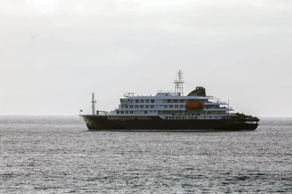 MV Hondius