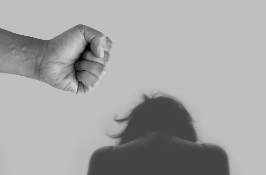  Σε έξαρση πάλι η ενδοοικογενειακή βία-Τρία νέα περιστατικά σε Πόρτο Ράφτη, Κω, Κεφαλονιά
