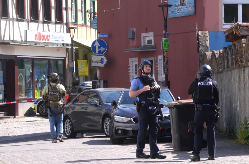  Γερμανία: Ελεύθεροι οι όμηροι που κρατούνταν σε τράπεζα- Άφαντοι οι δράστες
