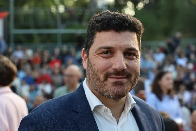 Τσίπρας: Τώρα είναι η ώρα-Στόχος μια παράταξη που θα νικήσει τη διεφθαρμένη κυβέρνηση Μητσοτάκη 12 image 11