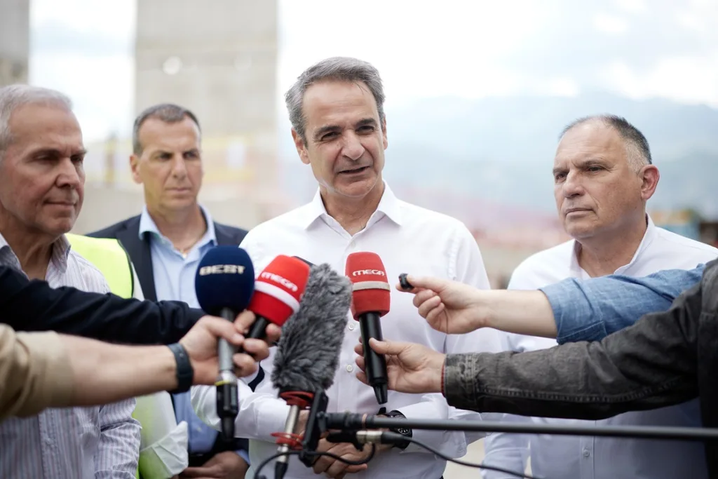 mitsotakis 2 3