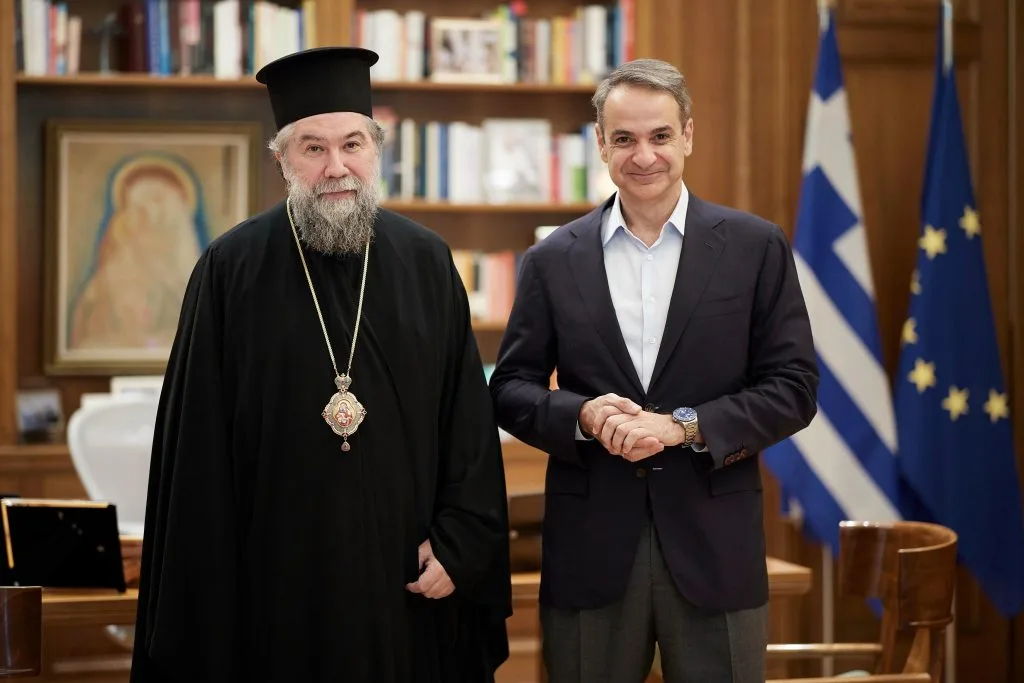 mitsotakis arxiepiskopos serrwn