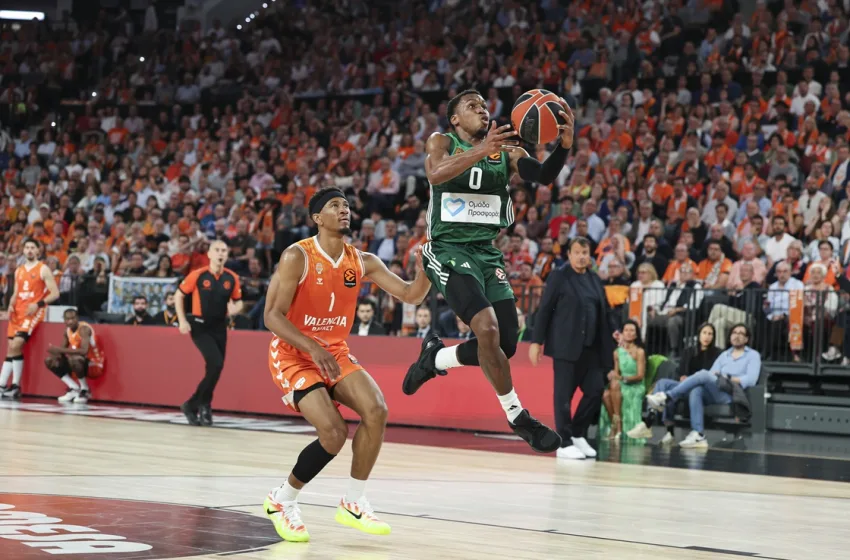 Βαλένθια-Παναθηναϊκός 105-107: Με τρομερό buzzer beater του Χέιζ Ντέιβις οι πράσινοι αγκάλιασαν το Final Four