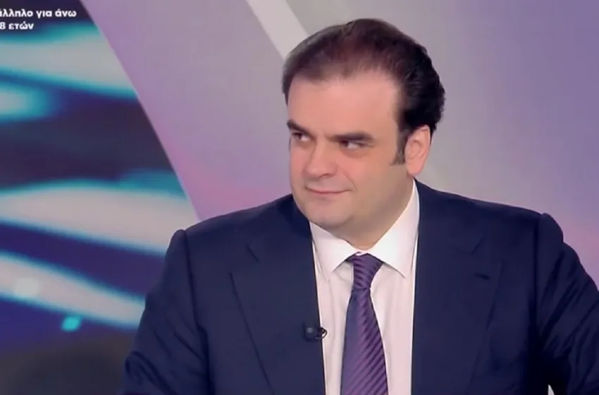  Πιερρακάκης: “Παρακολουθούμε τις τιμές στην αμόλυβδη, θα παρέμβουμε αν χρειασθεί”