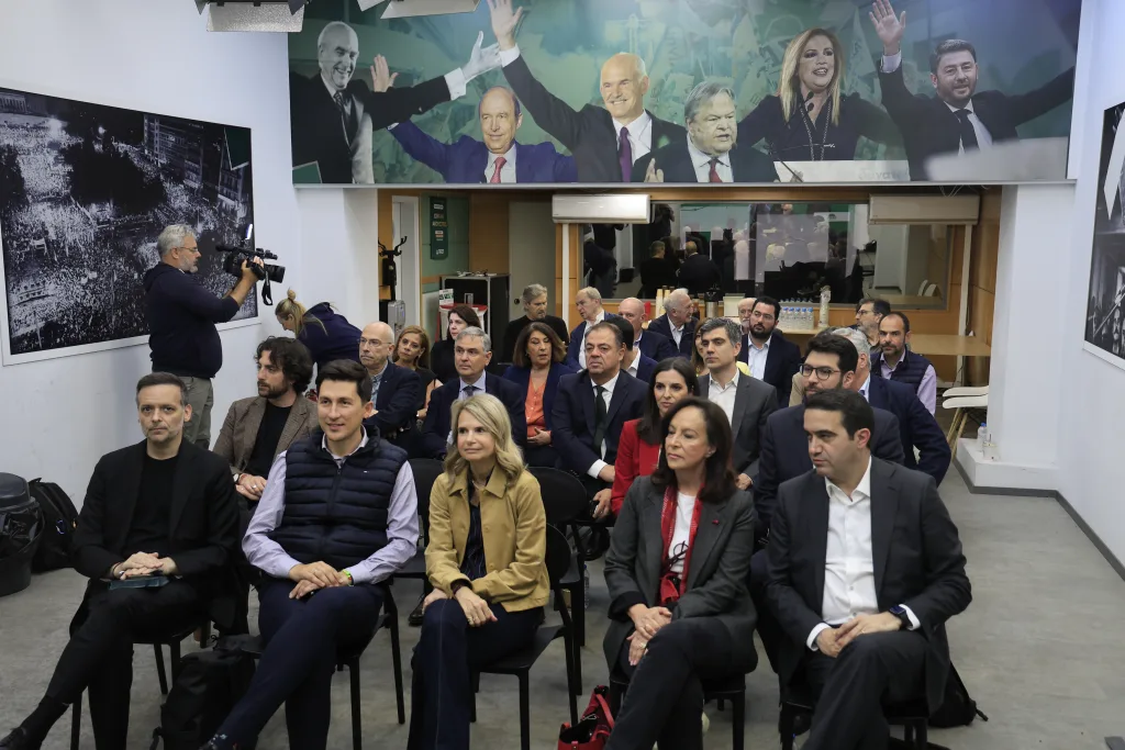 politiko simvoulio pasok