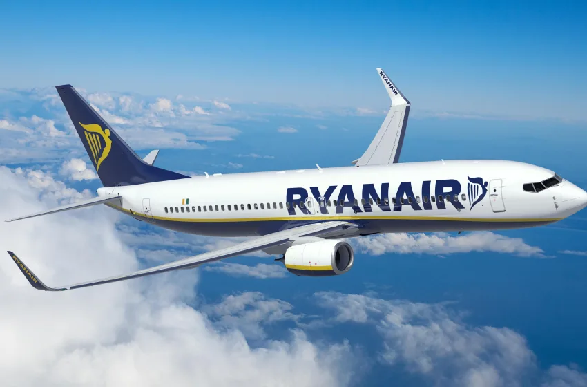  Ryanair: Ενημέρωσε τους εργαζομένους της ότι κλείνει τη βάση της στο αεροδρόμιο “Μακεδονία”
