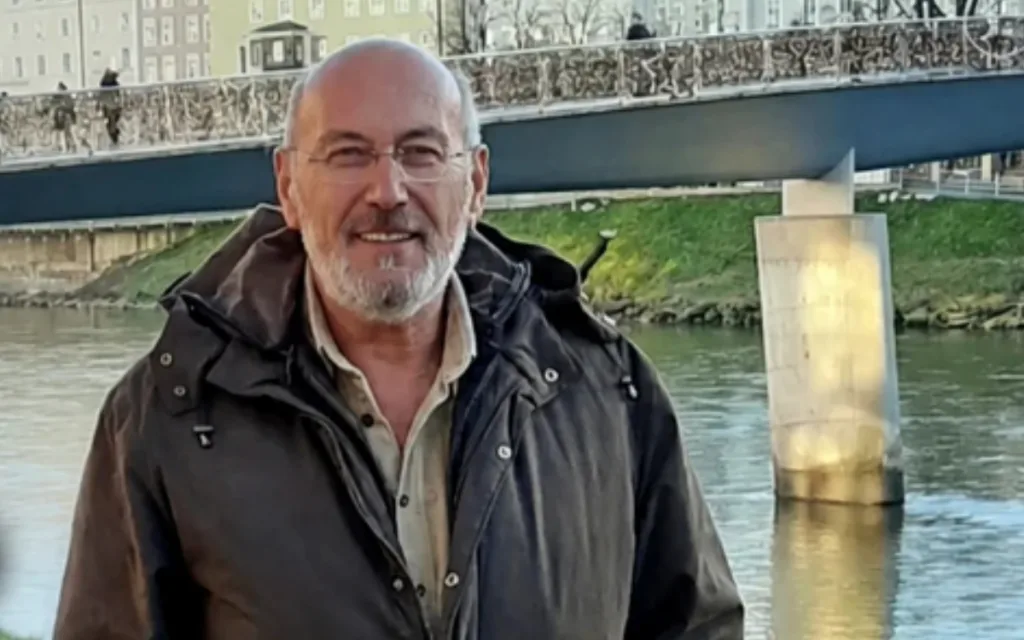 spyros retsas exafanisi