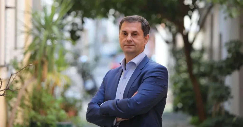 Θεοχάρης στο libre: Η οικονομική διπλωματία ως ασπίδα σταθερότητας και μοχλός εθνικής ισχύος 6 theoxaris 1200x630 1