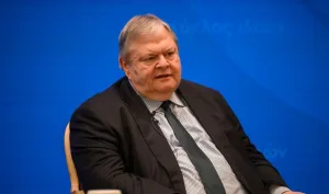 Politics-v2-Part2 35 Βενιζέλος για Κωνσταντίνο Τσουκαλά: Αποχαιρετώ ένα φωτεινό μυαλό